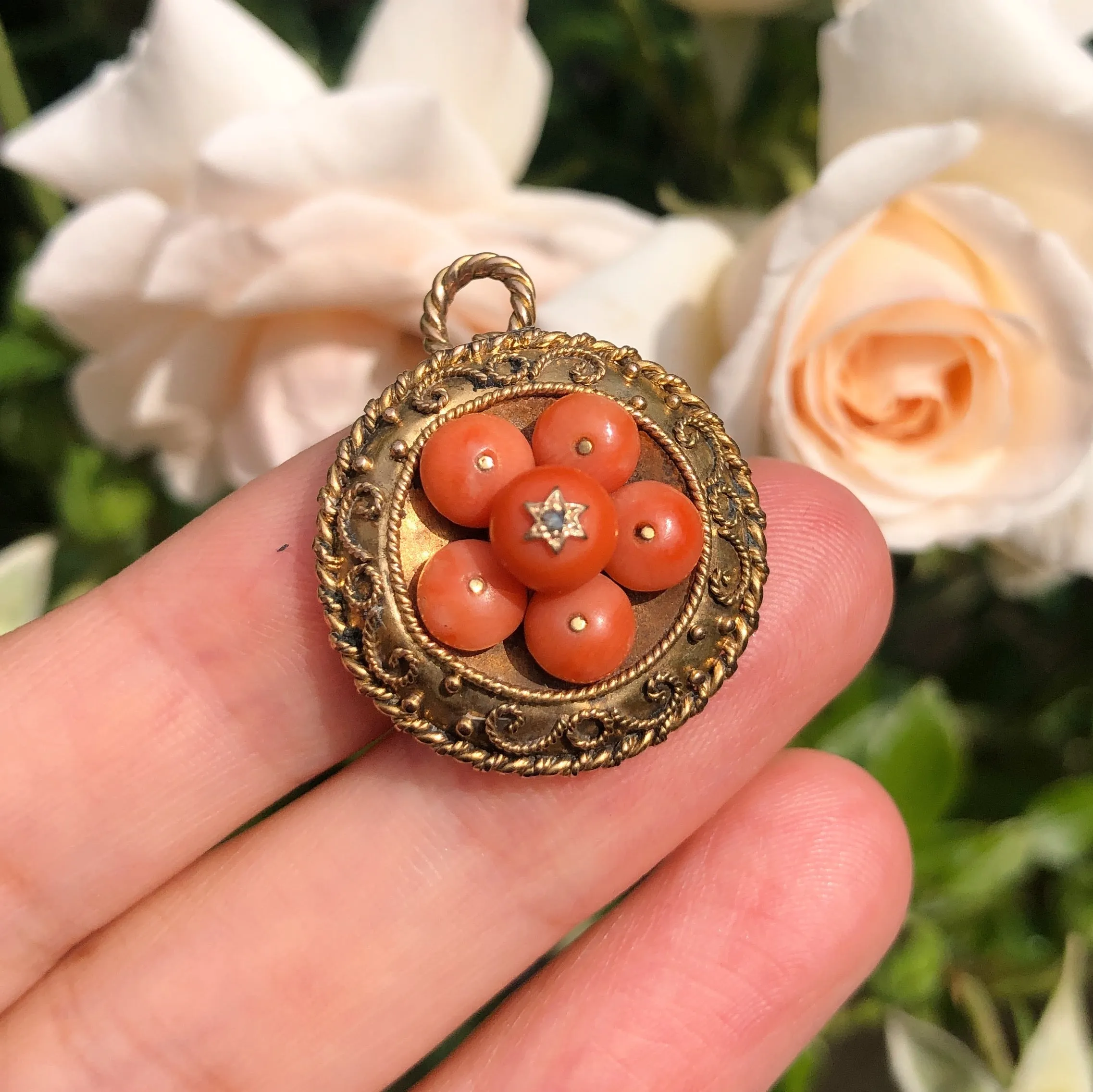 Antique Victorian 15ct Gold Coral & Diamond Locket