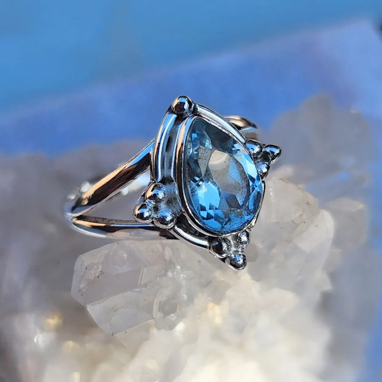 BLUE WATERS - AQUAMARINE 925 STERLING SILVER RING