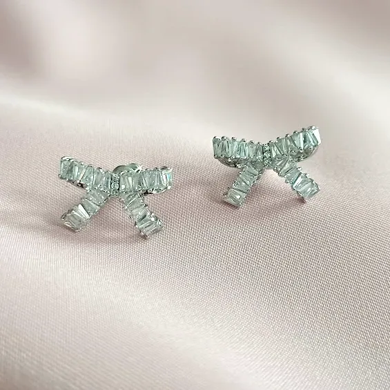 Bow Diamond Earrings