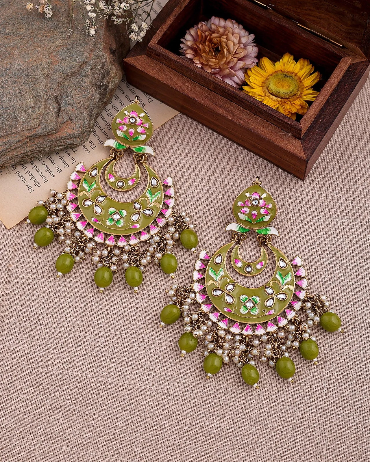 Dua Kundan Chandbali Earrings - RANG