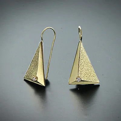 Hanging triangle gold earrings