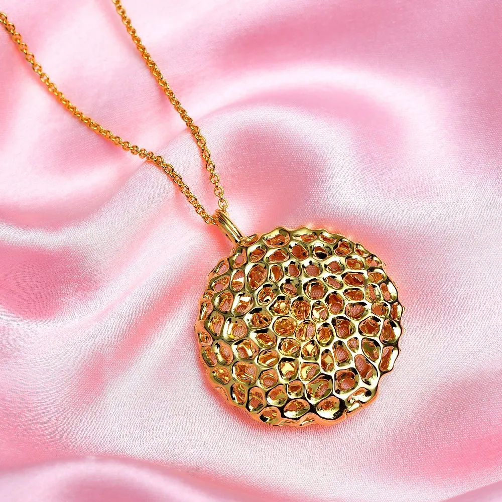 Lattice Disc Pendant with FREE Chain