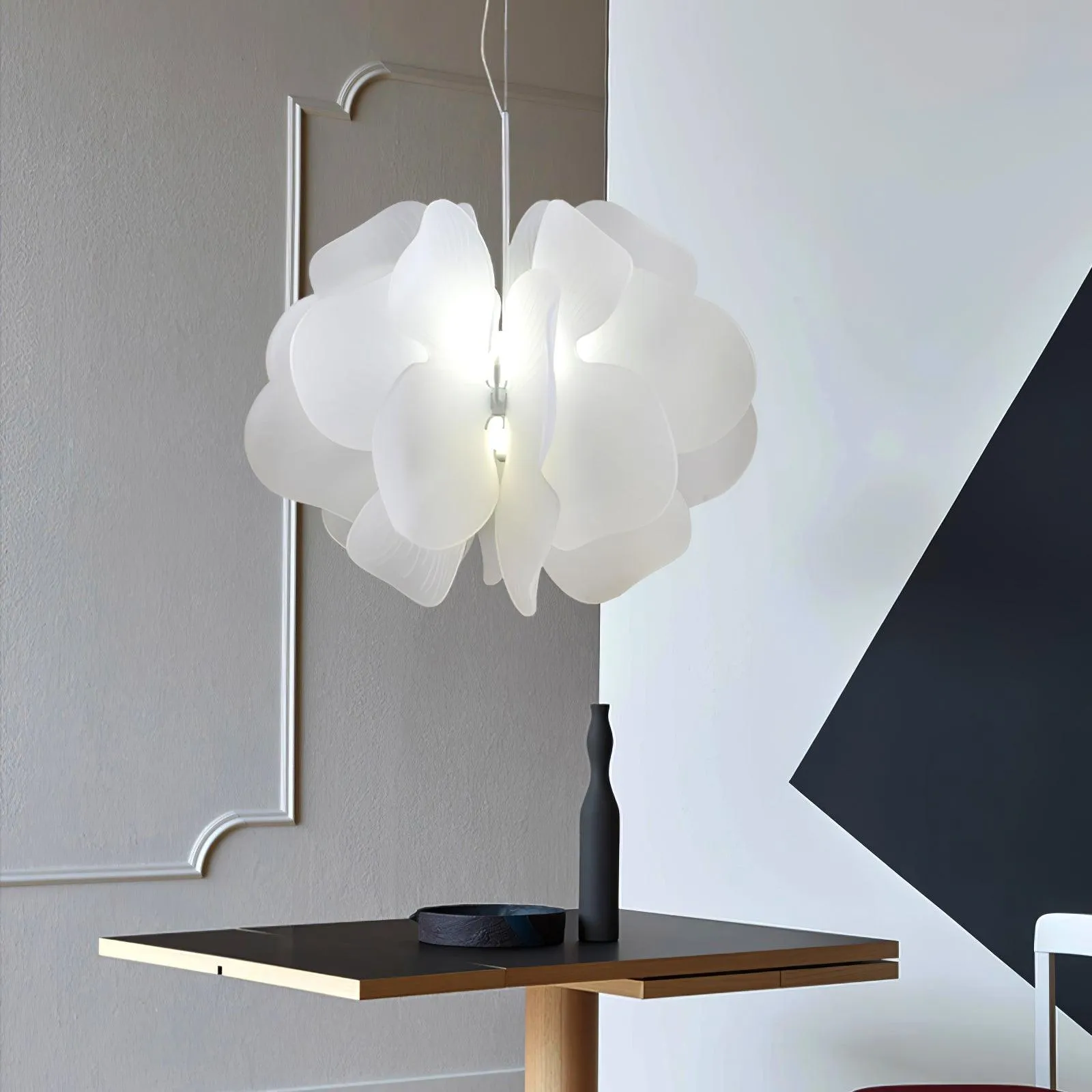 Nightbloom Pendant Lamp