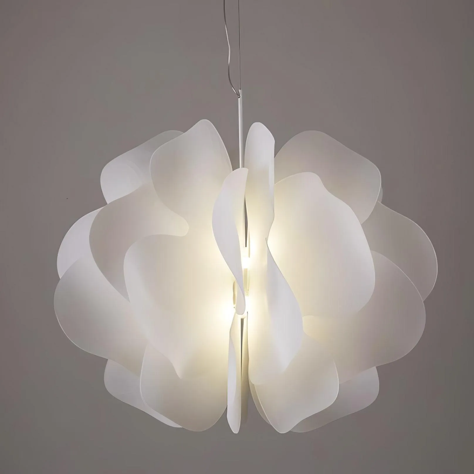 Nightbloom Pendant Lamp