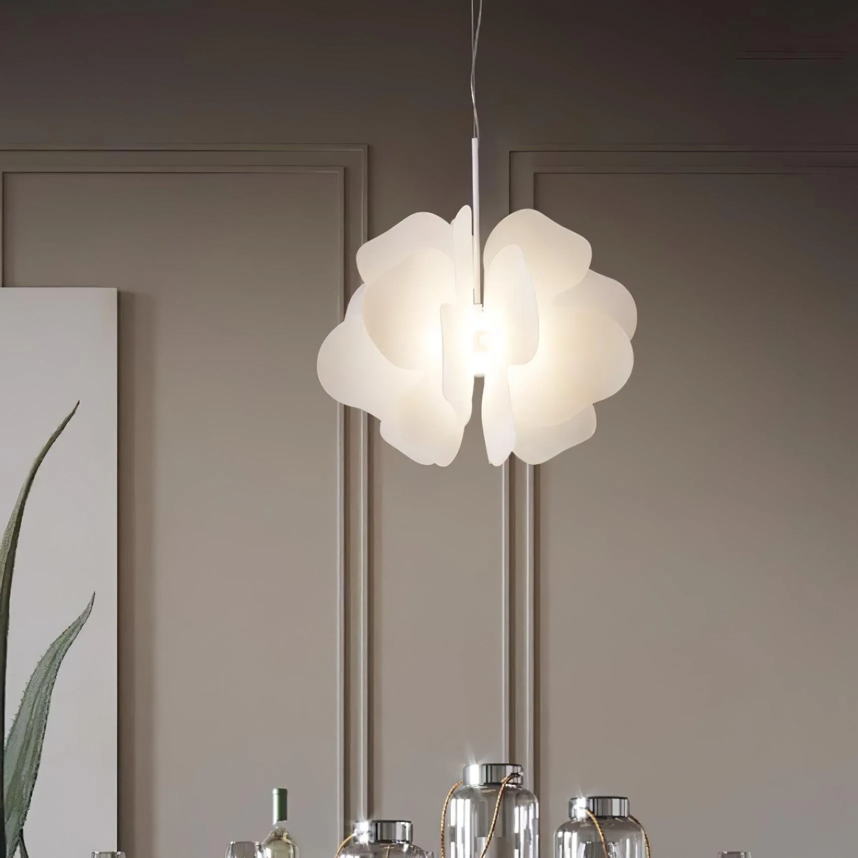 Nightbloom Pendant Lamp