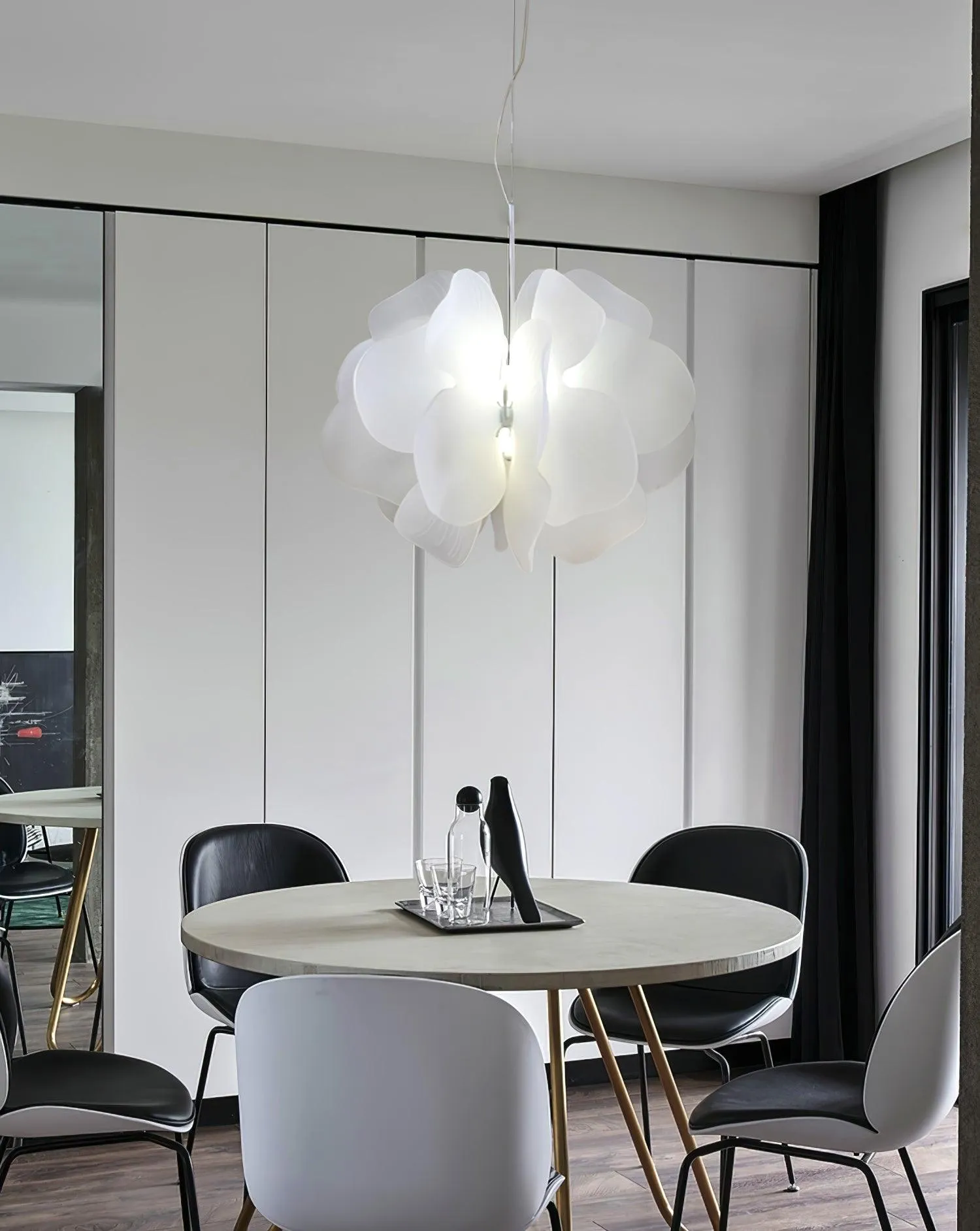 Nightbloom Pendant Lamp