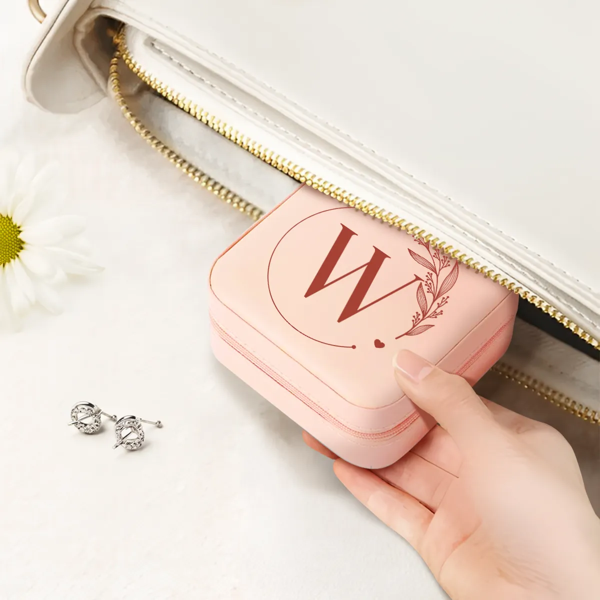 Personalized Jewelry Box, Pink Small Travel Jewelry Box with Initial W, Monogrammed Jewelry Case Organizer for Girls Women Teen, Mini Travel Essentials Gifts for Christmas Birthday